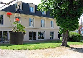 Photo Maison De Retraite Le Manoir, maison de retraite priv&eacute;e, Ehpad à Ris Orangis 91
