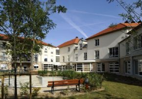 Photo Residence Jacques Offenbach, maison de retraite priv&eacute;e associative ARPAVIE, Ehpad à Epinay Sur Seine 93