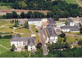 Photo Centre Hospitalier De Dourdan, maison de retraite Publique, Ehpad à Dourdan 91