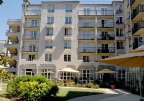 Photo RESIDENCE TIERS TEMPS - GROUPE DOMUSVI, Ehpad, maison de retraite &agrave; SURESNES 92