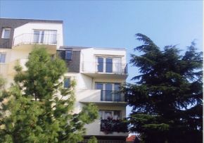 Photo RESIDENCE LES PINS, foyer logements, r&eacute;sidence autonomie, maison de retraite &agrave; NEUILLY PLAISANCE 93