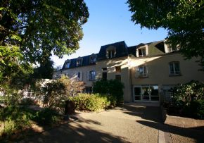 Photo Residence Les Tamaris, maison de retraite priv&eacute;e, Ehpad à St Leu La Foret 95