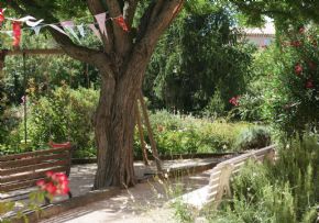 Photo Maison De Retraite La Loinfontaine, maison de retraite priv&eacute;e, Ehpad à Mallemort 13