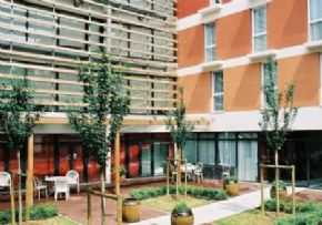 Photo Residence Medicis - Groupe Domusvi, maison de retraite priv&eacute;e DOMUSVI, Ehpad à Viry Chatillon 91