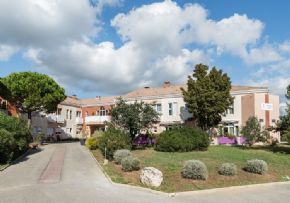 Photo Residence D'Azur, maison de retraite priv&eacute;e COLISEE, Ehpad à Roquefort La Bedoule 13