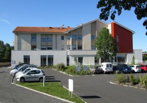 Photo Maison De Retraite De Barbezieux, maison de retraite Publique, Ehpad à Barbezieux St Hilaire 16