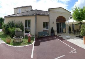 Photo LE LOGIS DE MONTIGNAC, Ehpad, maison de retraite &agrave; FONTCOUVERTE 17