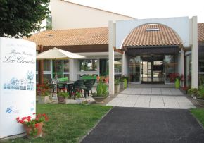 Photo RESIDENCE AVEC PRESTATION DE SOINS - LA CHANCELIERE, Ehpa, maison de retraite &agrave; ST JEAN DE LIVERSAY 17