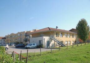 Photo Maison De Retraite De Villars, maison de retraite Publique, Ehpad à Villars Les Dombes 01