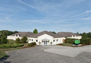 Photo Residence Les Coronis, maison de retraite priv&eacute;e COLISEE, Ehpad à Belleneuve 21