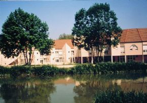 Photo Ehpad Les Roches D'Orgeres, maison de retraite priv&eacute;e associative, Ehpad à Fleurey Sur Ouche 21