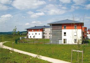 Photo Ehpad Du Larmont-Centre Hospitalier Pontarlier, maison de retraite Publique, Usld, Ehpad à Pontarlier 25