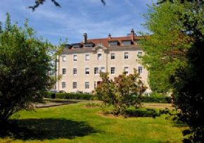 Photo EHPAD LAURENT VALZER, Ehpad, maison de retraite &agrave; MONTFERRAND LE CHATEAU 25
