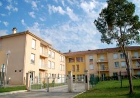 Photo Ehpad Les Cinq Sens, maison de retraite priv&eacute;e, Ehpad à Garons 30