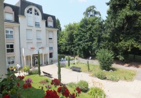Photo Residence Jeanne D'Arc, maison de retraite priv&eacute;e EMEIS, Ehpad à Soissons 02