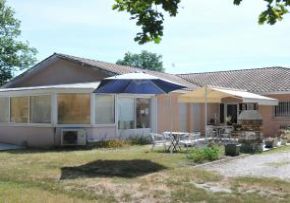 Photo Residence Bossege, maison de retraite priv&eacute;e associative, Ehpad à St Laurent Medoc 33