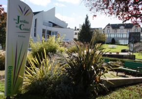 Photo Ehpad Les Jardins Du Castel, maison de retraite Publique, Ehpad à Chateaugiron 35