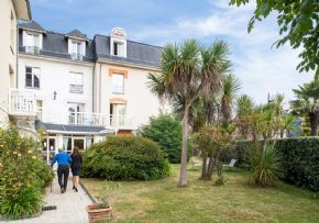 Maison de retraite KORIAN VILLA LA BALNEAIRE &agrave 35800 DINARD