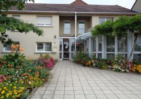 Photo Residence Jeanne Jugan, R&eacute;sidence autonomie, Foyer logements à La Ville Aux Dames 37