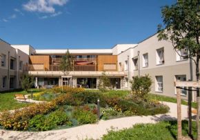 Photo Ehpad La Caravelle, maison de retraite priv&eacute;e associative FONDATION PARTAGE ET VIE, Ehpad à St Etienne De St Geoirs 38