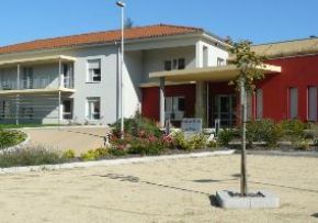 Photo EHPAD LES TILLEULS, Ehpad, maison de retraite &agrave; AUREC SUR LOIRE 43