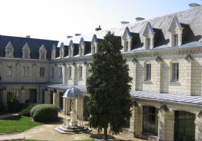 Photo EHPAD JEANNE DELANOUE, maison de retraite &agrave; ST HILAIRE ST FLORENT 49