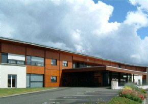 Photo Maison De Retraite Les Charmilles - Ch De Laval, maison de retraite Publique, Ehpad à Change 53