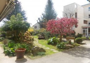 Photo Residence Les Tamaris, maison de retraite priv&eacute;e EMEIS, Ehpad à Guilherand Granges 07