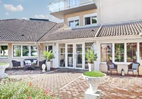 Maison de retraite MAISON DE RETRAITE LES COLCHIQUES &agrave 64510 BORDES