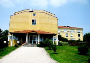 Photo Maison De Retraite Saint Joseph, maison de retraite priv&eacute;e associative, Ehpad à Castelnau Magnoac 65