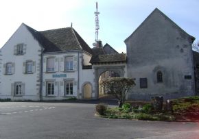 Photo EHPAD EMMANUEL BARDOT, Ehpad, maison de retraite &agrave; MONT ST VINCENT 71