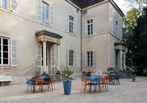 Photo CHATEAU DE CHARREDONDUIT, Ehpad, maison de retraite &agrave; CHATENOY LE ROYAL 71