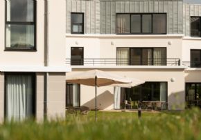 Photo Residence De La Varenne, maison de retraite priv&eacute;e COLISEE, Ehpad à Arques La Bataille 76