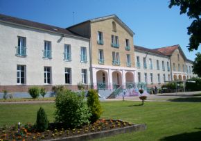 Photo Les Jardins De La Voulzie, maison de retraite Publique, Ehpad à Les Ormes Sur Voulzie 77