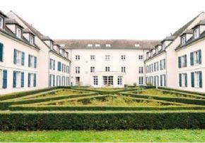 Photo Residence Le Chateau, maison de retraite priv&eacute;e, Ehpad à Salins 77