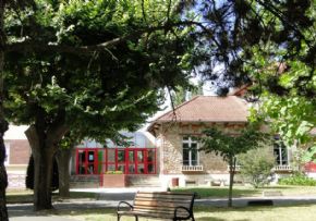 Photo Ehpad Du Centre Hospitalier De Brie Comte Robert, maison de retraite Publique, Ehpad à Brie Comte Robert 77
