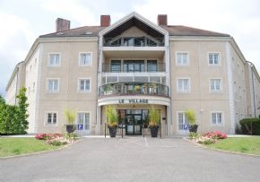 Photo Residence Le Village, maison de retraite priv&eacute;e EMEIS, Ehpad à Boissise Le Roi 77