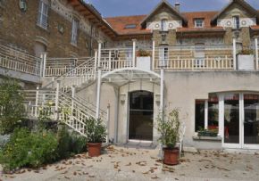 Photo Maison Des Artistes De Pont-Aux-Dames, maison de retraite priv&eacute;e associative, Ehpad à Couilly Pont Aux Dames 77
