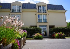 Photo La Villa Des Aines, maison de retraite priv&eacute;e EMEIS, Ehpad à Bonnieres Sur Seine 78