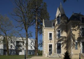 Photo Residence Domitys Le Chateau Des Plans, R&eacute;sidence services à Parthenay 79