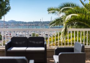 Maison de retraite KORIAN LES PINS BLEUS &agrave 83430 ST MANDRIER SUR MER