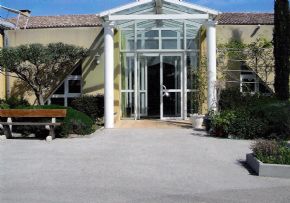 Photo Ehpad La Maison Du Lac, maison de retraite priv&eacute;e associative, Ehpad à Besse Sur Issole 83