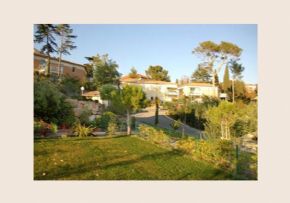 Photo Les Villages D'Or, R&eacute;sidence services à St Raphael 83