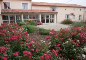 Photo Ehpa La Rose D'Or, R&eacute;sidence autonomie, Foyer logements à Rouille 86