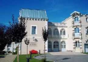 Photo Chateau De Nantou, maison de retraite Publique, Ehpad à Pourrain 89