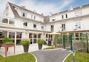 Photo Residence D'Automne, maison de retraite priv&eacute;e, Ehpad à Champs Sur Yonne 89