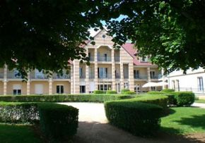 Photo Ehpad Fondation Burlot, maison de retraite Publique, Ehpad à Thizy 89