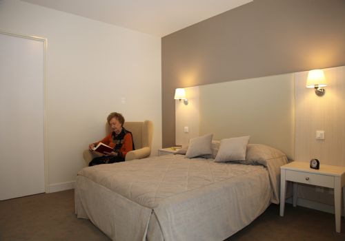 Photo EMERA - RESIDENCE SENIORS DOUCEUR DE FRANCE, r&eacute;sidence services, maison de retraite &agrave; GRADIGNAN 33