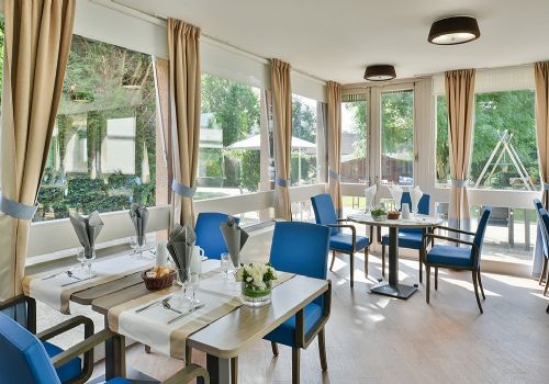 Photo KORIAN LES ROSES, Ehpad, maison de retraite &agrave; PONTAULT COMBAULT 77