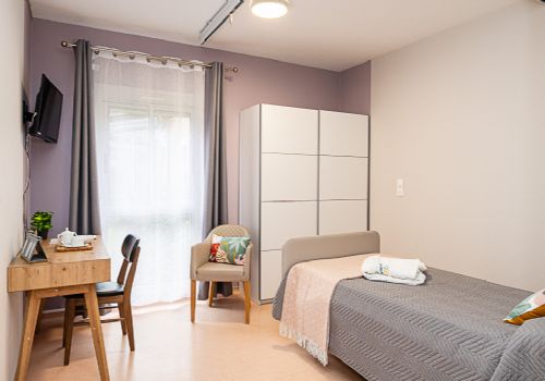 Photo KORIAN LES BLES D'OR, Ehpad, maison de retraite &agrave; CASTELNAU DE LEVIS 81